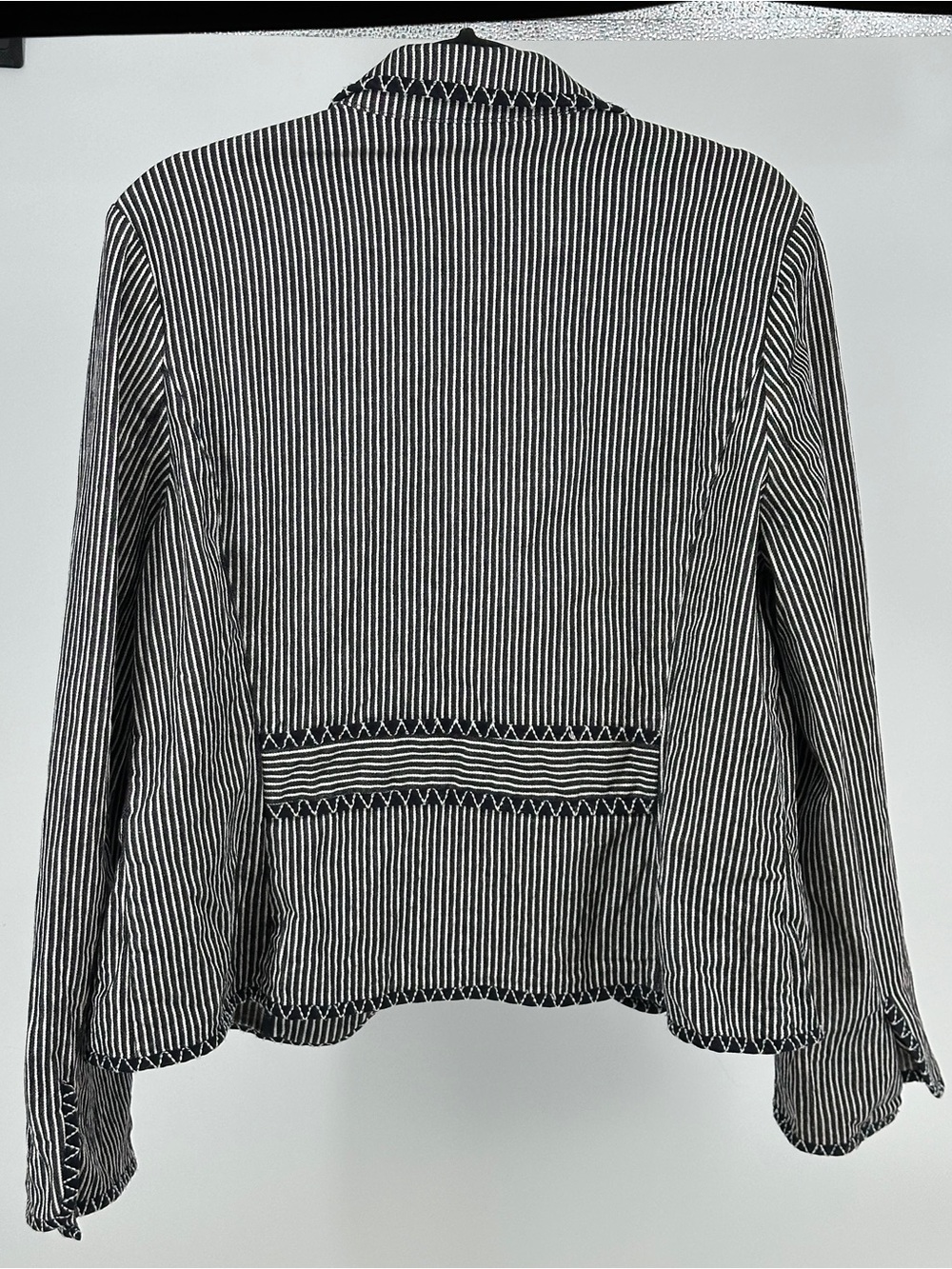 Talbots Size 16 Denim Black and White Pinstripe Blazer with Zigzag Trim - Picture 8 of 9